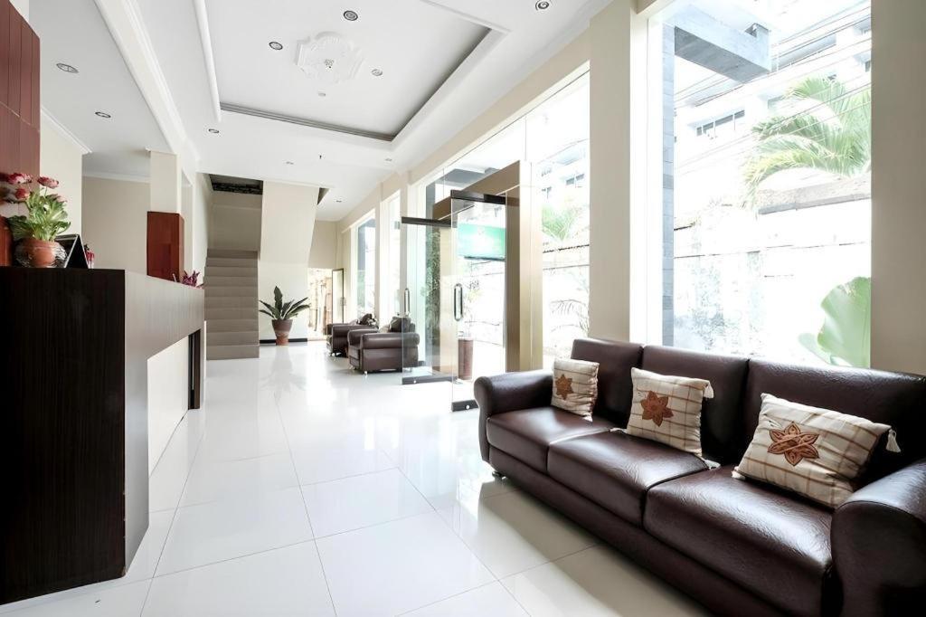 Malioboro Garden Hotel Yogyakarta Ngoại thất bức ảnh