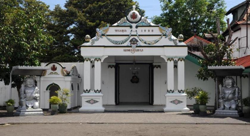 Malioboro Garden Hotel Yogyakarta Ngoại thất bức ảnh